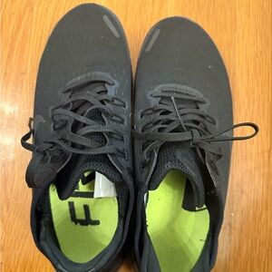 Nike Men's Black Athletic Shoes